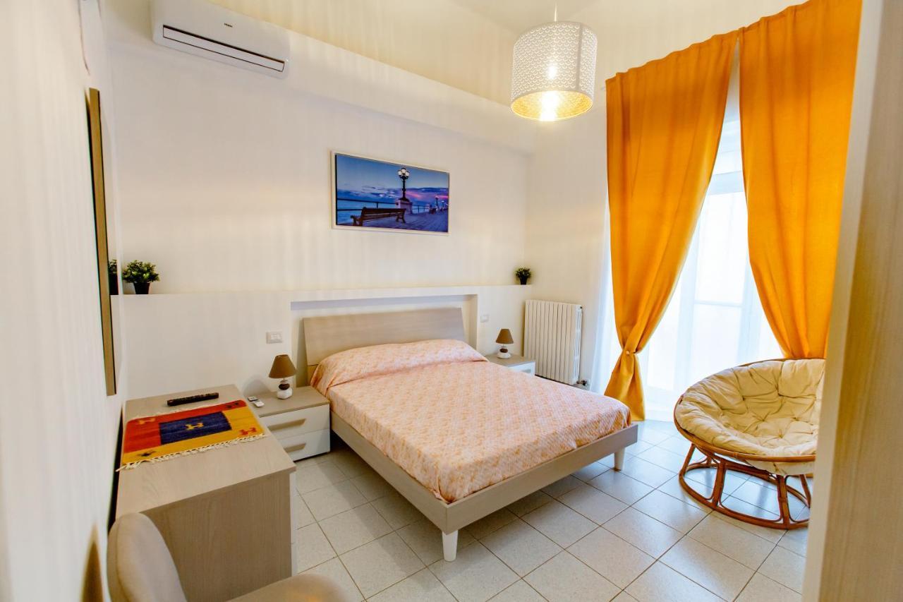 Antonella Home B&B 바리 외부 사진